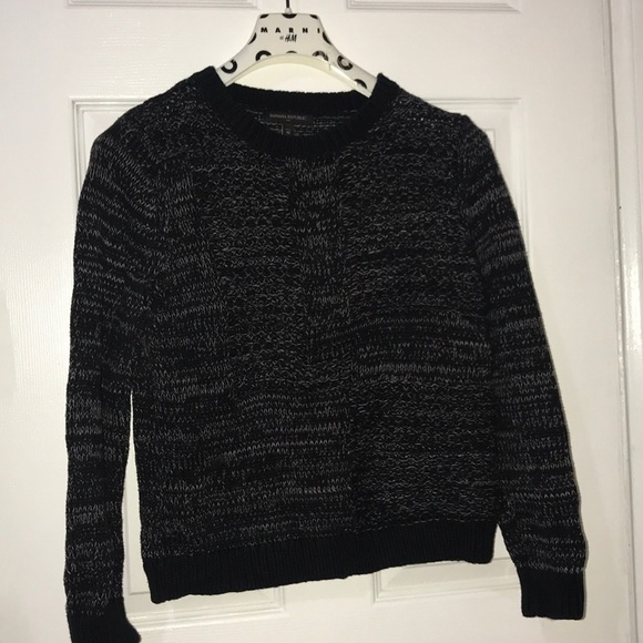 Banana Republic Sweater Medium - Picture 3 of 3